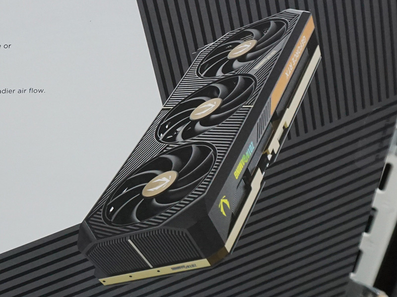 「ZOTAC GAMING GeForce RTX 5070 Ti SOLID」