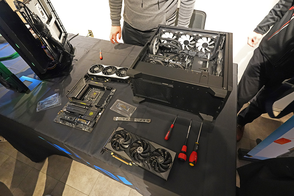 MSI「EZ DIY」機能体験コーナー