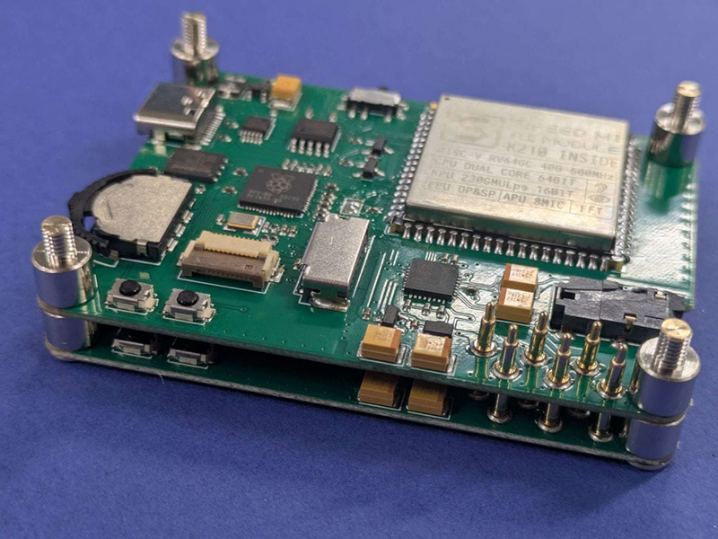 拡張基板をスタックした状態