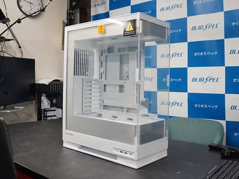 「Evolv X2 White」