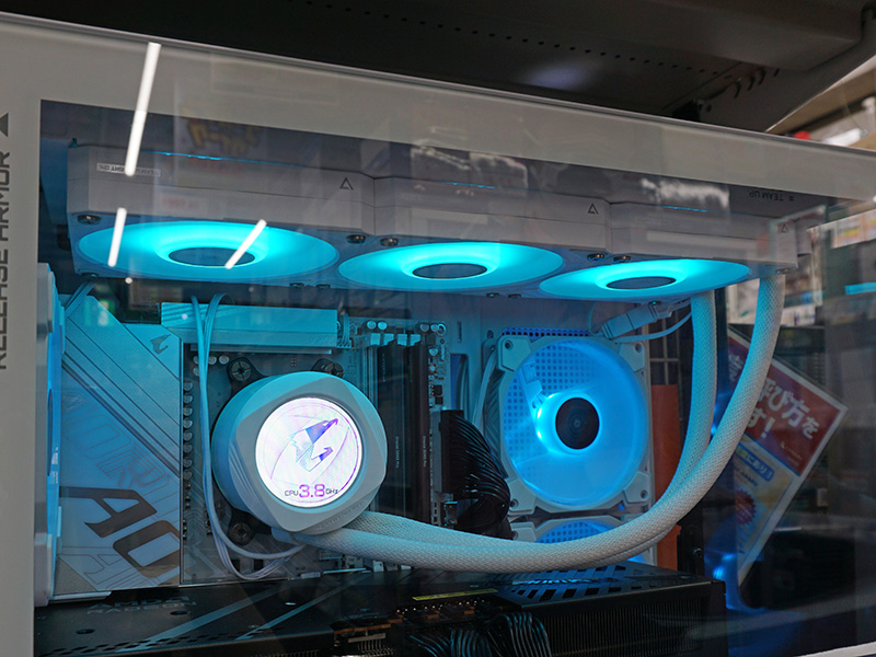 「AORUS WATERFORCE X II 360 ICE」