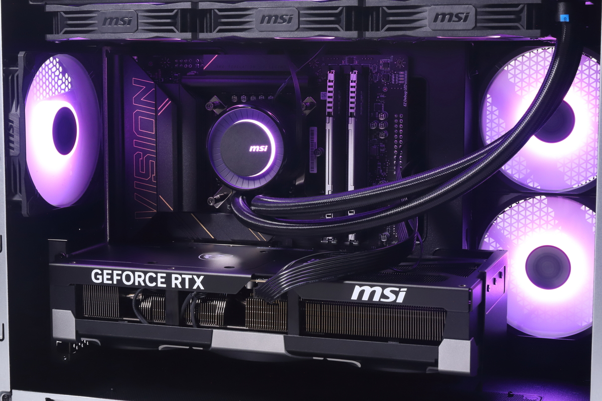 MEG Vision X AI 2NVZ9-014JPの内部