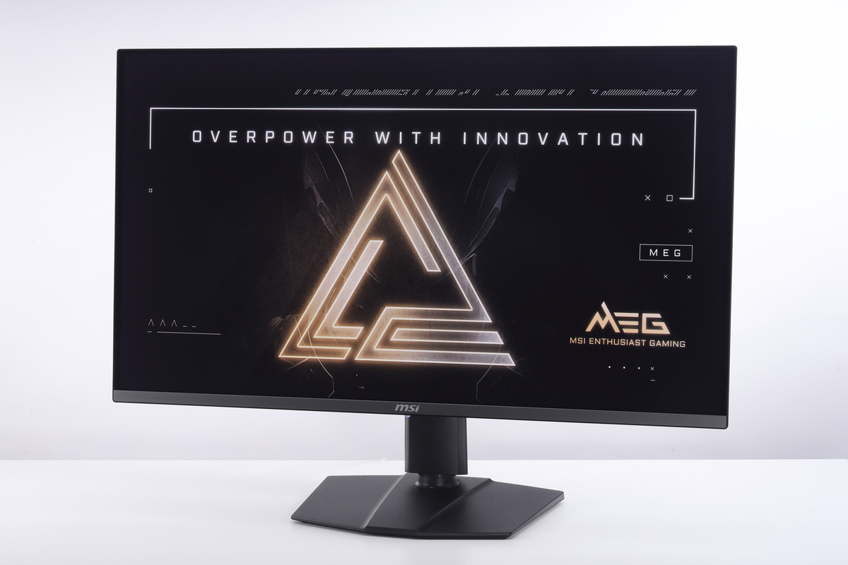 テストにはQD-OLEDパネルを採用する4K/240Hz対応ゲーミングモニター「MPG 321URX QD-OLED」を用意、ハイエンドゲーミングモニターとの組み合わせに相応しい性能があるのか確認してみた