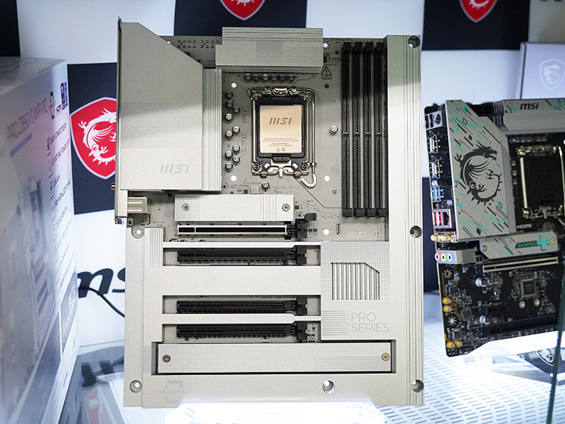 「PRO Z890-S WIFI PZ」