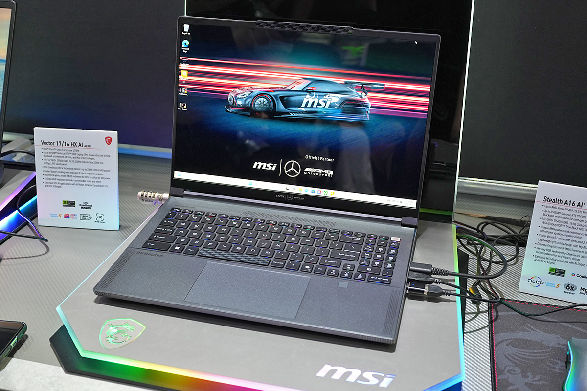 バージョンアップした「Stealth A16 AI+ Mercedes-AMG Motorsport」