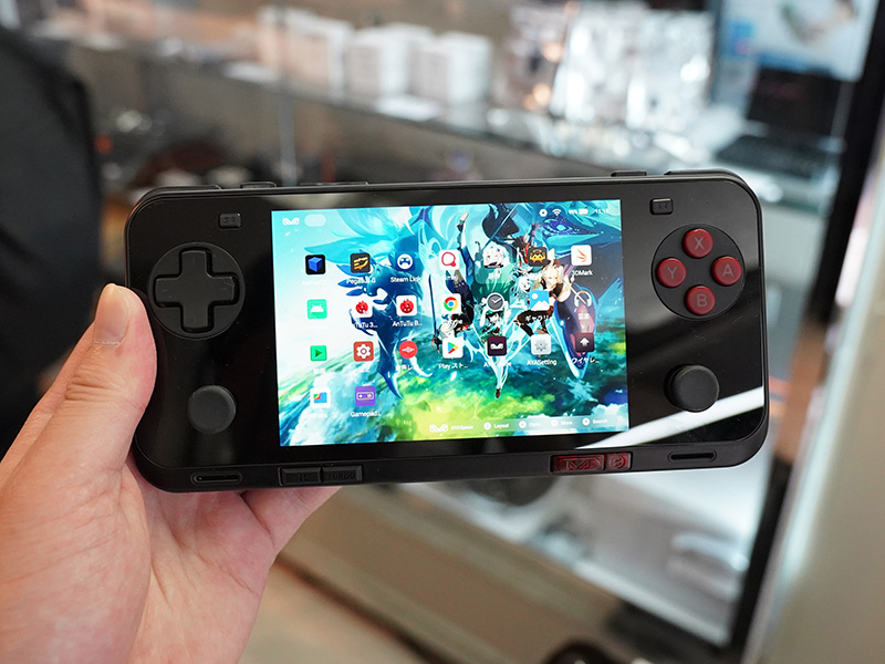 「AYANEO Pocket ACE」