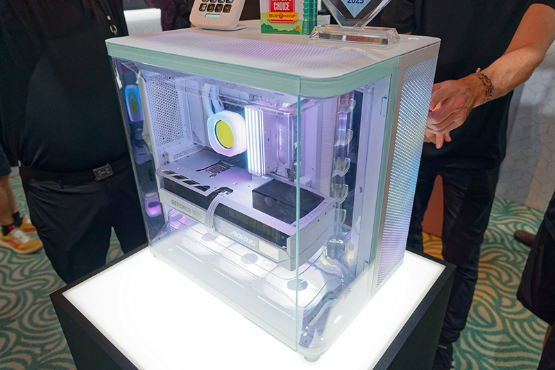 PCケース「AIR 5400」