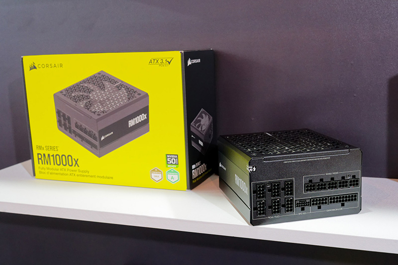 Cybenetics Gold認証のRMxシリーズ。日本製コンデンサを採用し、エントリーユーザーからパワーユーザーまで幅広くおすすめできるという