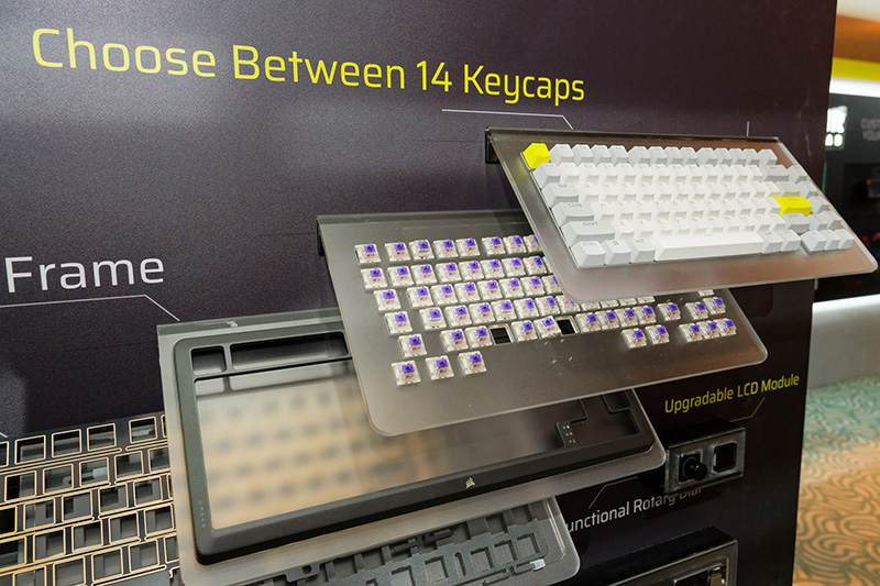 キースイッチとキーキャップを複数種類から選択できる