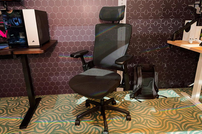 発売の予定は特にないとのことだが、試作品のElgatoのチェアも