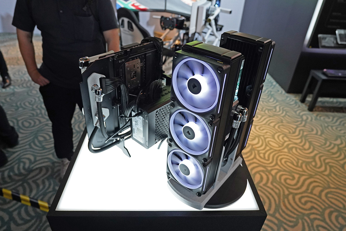 オープンフレームケースのコンセプトモデル