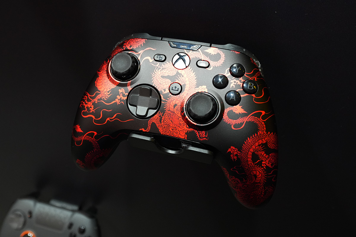 デザインカスタムモデルの美しさには目を惹かれる