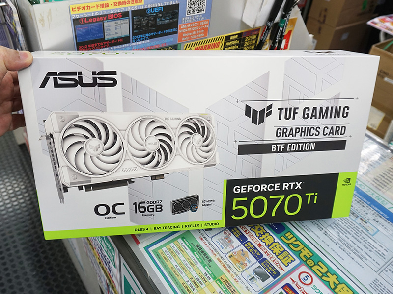 「TUF Gaming GeForce RTX 5070 Ti 16GB GDDR7 BTF White OC Edition」