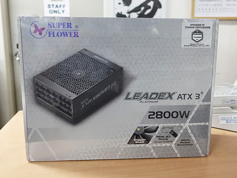 「LEADEX TITANIUM 2800W ATX3.1」