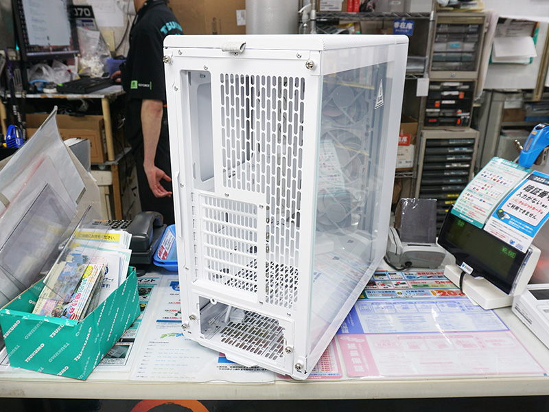 「Epoch White TG Clear Tint」