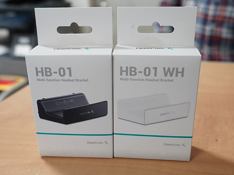 「HB-01」と「HB-01 WH」