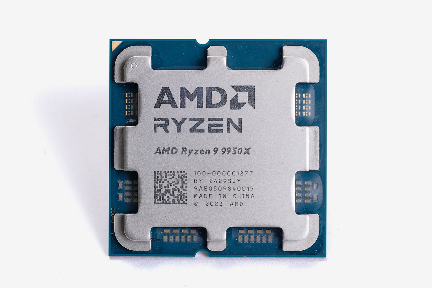 AMD Ryzen 9 9950X