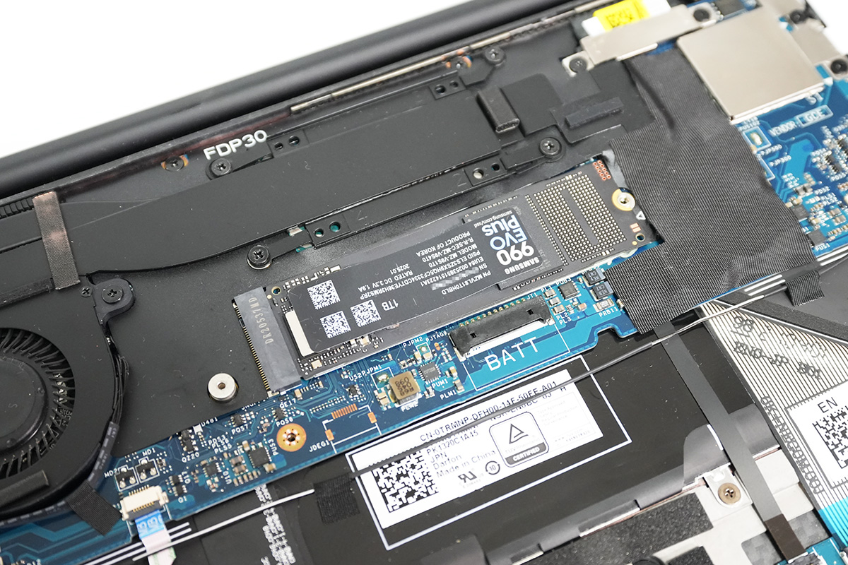 【11】換装に用意した990 EVO Plus 1TBを装着する