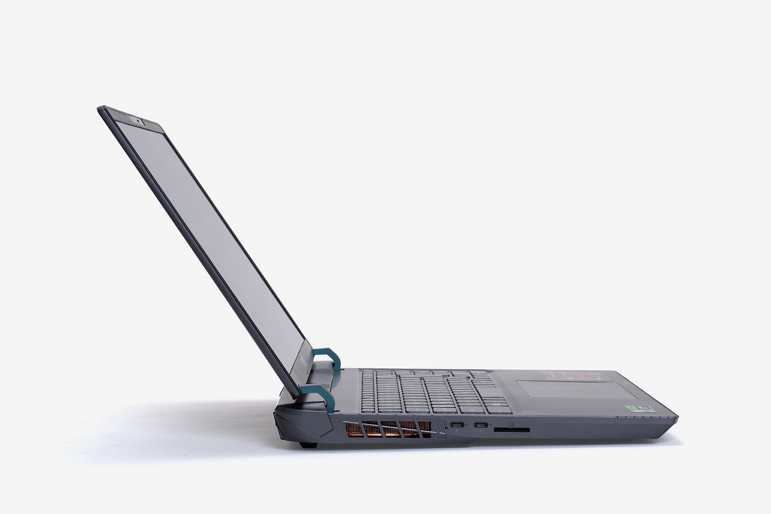 ディスプレイはここまで開く