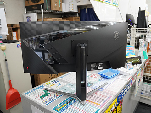 34インチ曲面UWQHDモニター「MPG 346CQRF X24」がTSUKUMOで展示