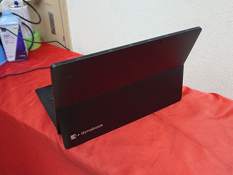 Dynabook D713/T2KW（Windows 8搭載） Dynabook D713/T2KW（Windows 8搭載） ASCII.jp：東芝、13.3