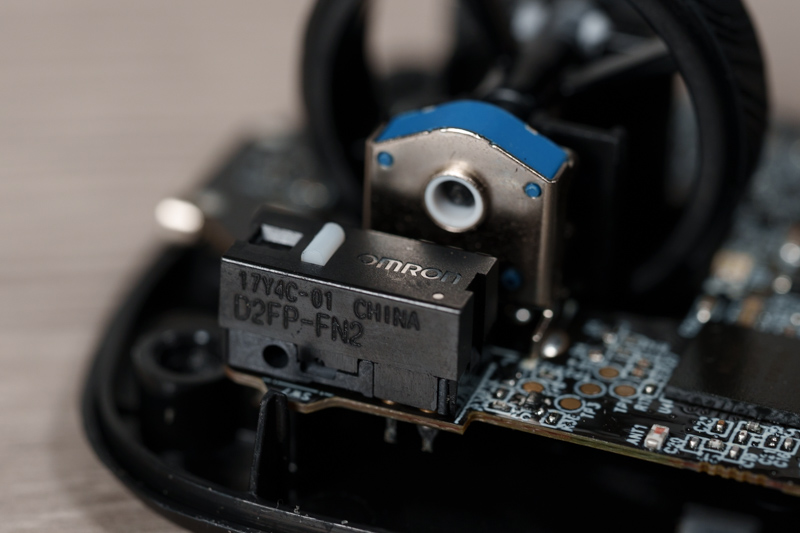 オムロン製スイッチ&TTC製ホイールエンコーダー採用