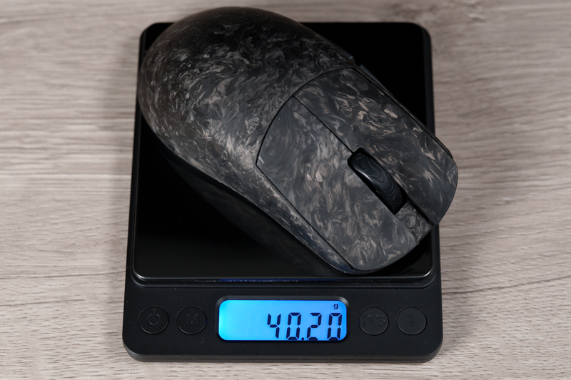 YINGの実測本体重量（ソール除く）。実測38gのBeast X Mini Proと遜色ない軽さだ