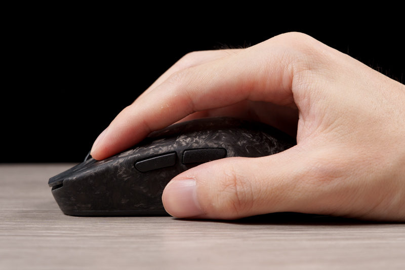 つまみ持ちでも使える