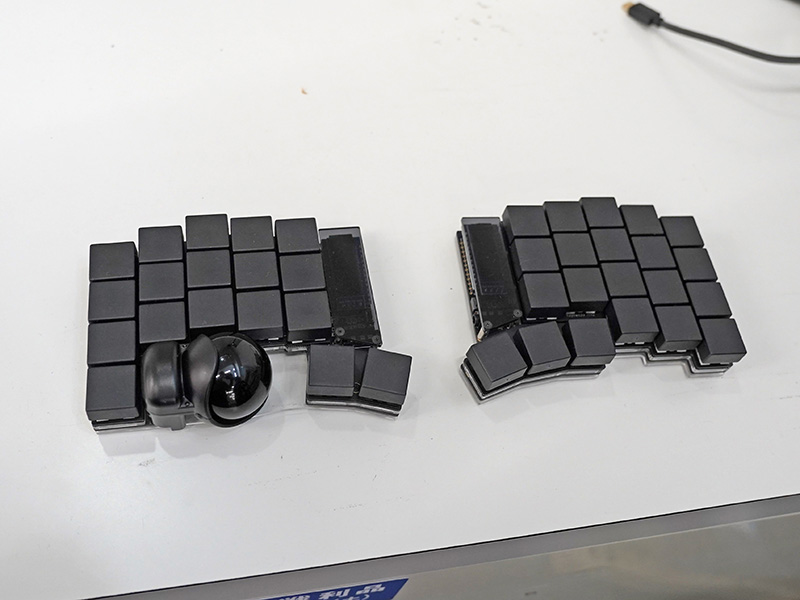 「Keyball39 黒」完成品サンプル