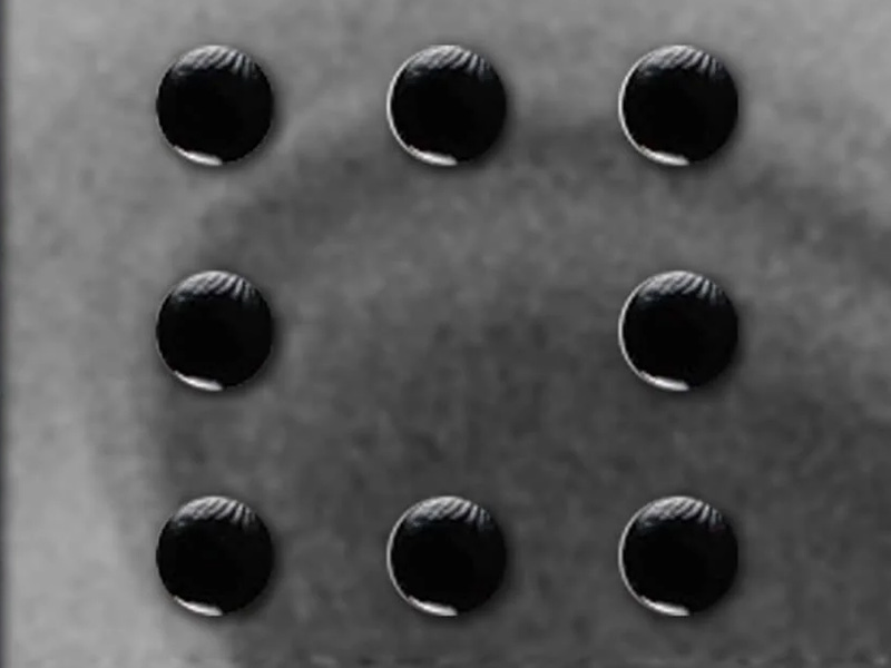 Gaze Dot Black
