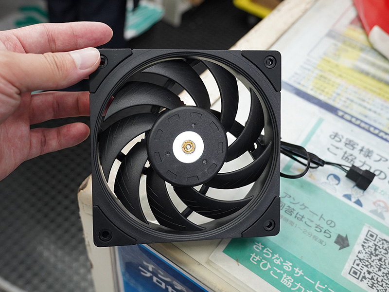 写真のモデルは「BA-CF120AMBA01」