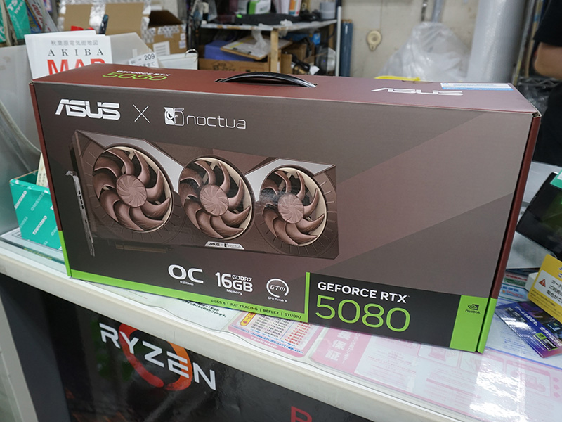 「ASUS GeForce RTX 5080 16GB GDDR7 Noctua OC Edition（RTX5080-O16G-NOCTUA）」