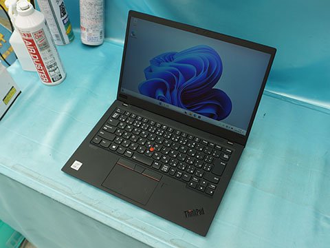 第10世代Core i7やメモリ16GB搭載の「ThinkPad X1 Carbon 8th