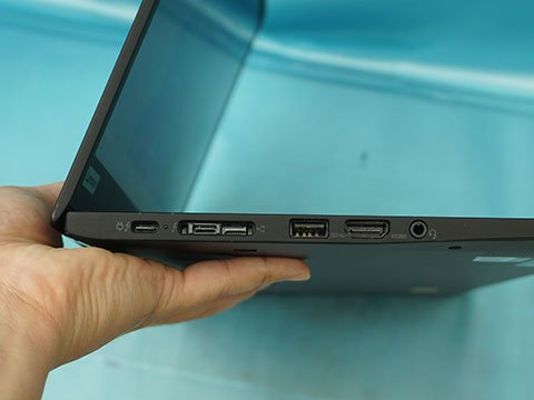 早い者勝ち‼️Thinkpad X☘メモリ16GB☘️i7第10世代☘️ノートパソコン Amazon.co.jp: 【整備済み品】ThinkPad X1 Carbon Gen 8 ノート