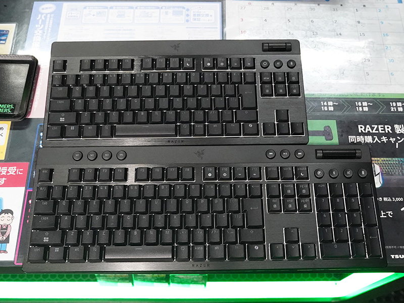 フルサイズモデルとテンキーレスモデルの比較