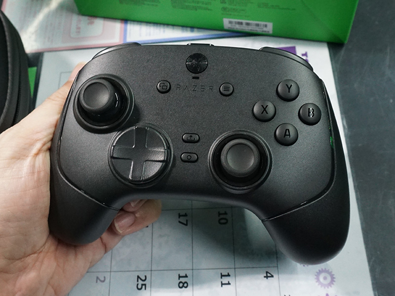 「Razer Wolverine V3 Tournament Edition 8K PC（RZ06-05550100-R3M1）」