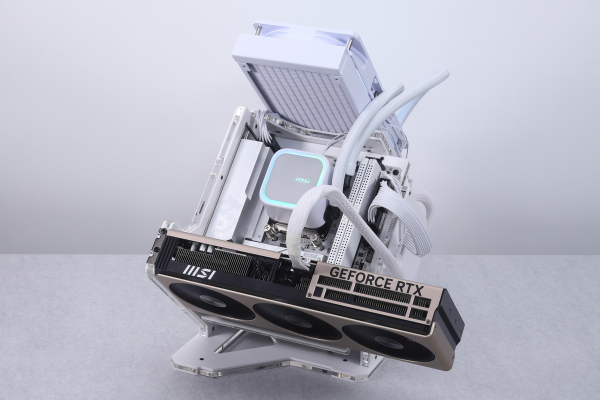 Mini-ITX規格で構築した検証環境