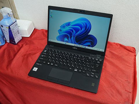 第10世代Core i5搭載の軽量13.3型ノート「LIFEBOOK U9310/D」が