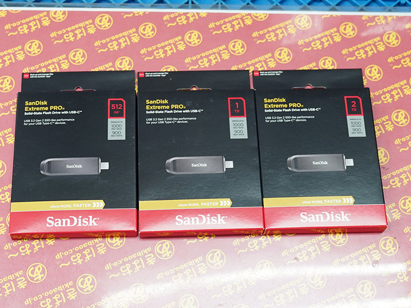 「SanDisk Extreme Pro Solid-State Flash Drive with USB-C」
