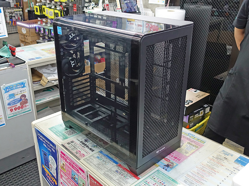 「View 390 Air Black」