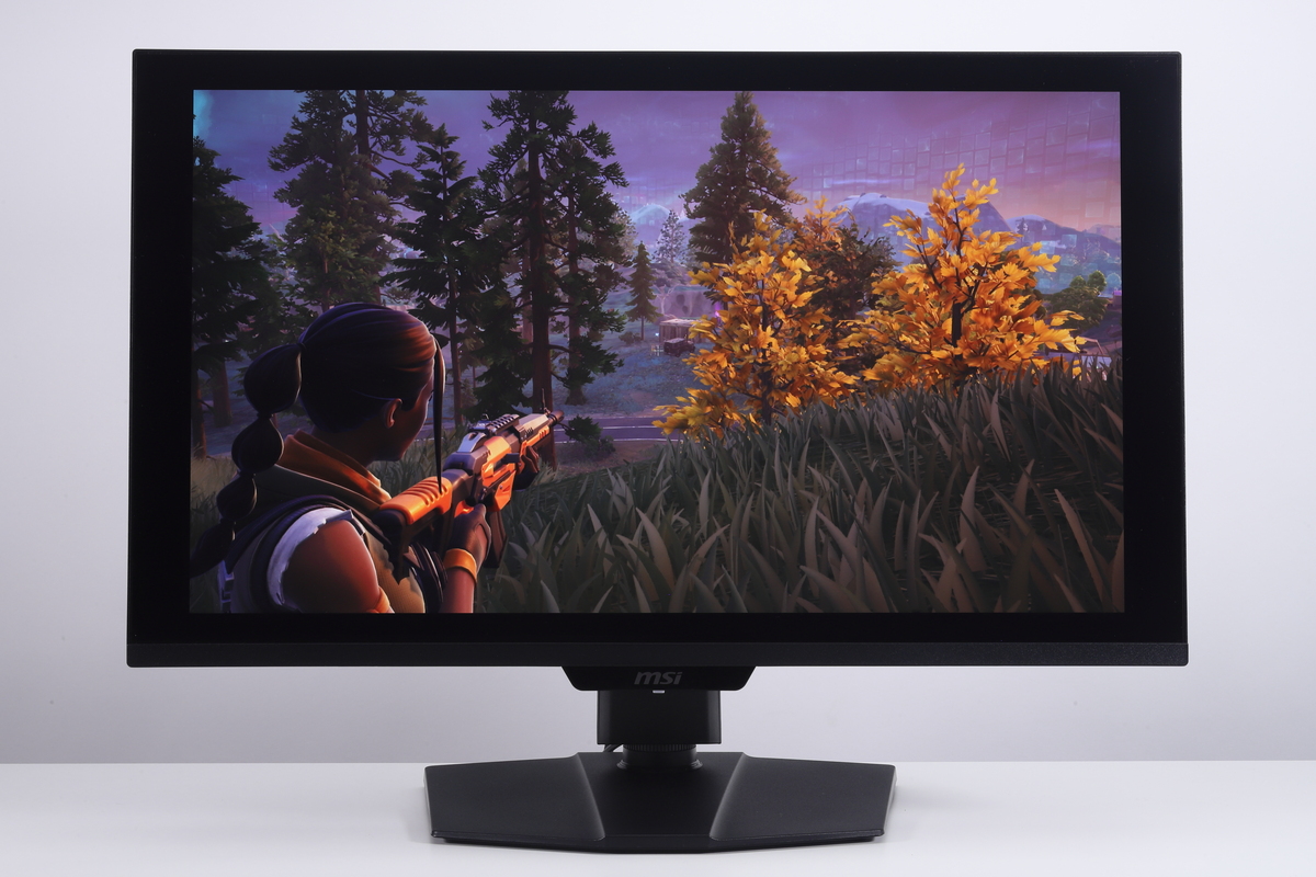 最大リフレッシュレートに制約はかかるが、表示サイズに慣れる練習には使える