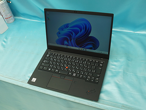 Core i7-10510U+16GBメモリ搭載の「ThinkPad X1 Carbon 8th Gen