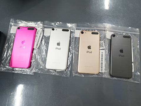 iPod （第7世代） 5台 51RGN4+Kq2L.jpg