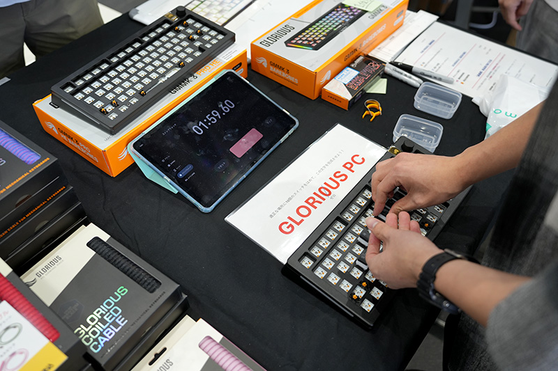 キースイッチ早組みで景品が当たるミニゲームが開催されていたアスクブース