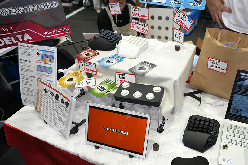 片手キーボードなどを展開するMH-Deviceブース。ゲーム用途以外にもクリエイターにも高評価だそう