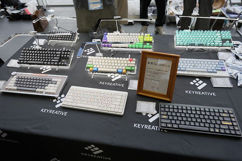 シンプルかつ個性的なデザインのキーキャップが並ぶKeyreativeブース