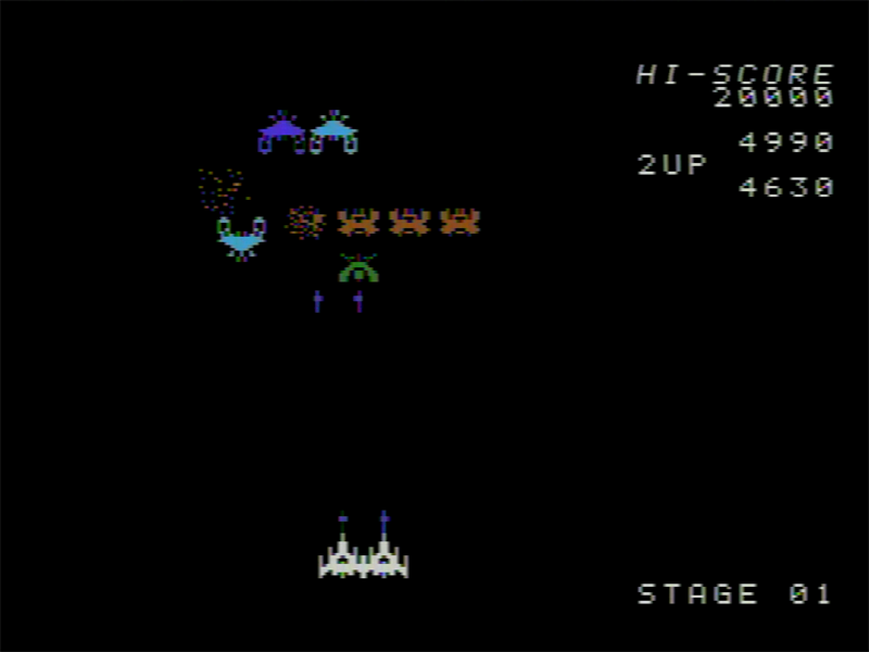 単機で飛んでくるギャラガーは、一定ラインまで降りてくるとトラクタービームを照射します。これに触れると、自機がさらわれて捕虜に。しかし、次に飛来したときに撃ち落とせば、ファイターを取り返せるだけでなくドッキングして2倍の攻撃力になりました。横幅が広がる分、当たり判定も大きくなる諸刃の剣ですが。