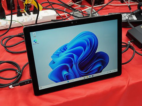 DELL Latitude 7200 2in1 Windows タブレットPC DELL Latitude 7200 2-in-1レビュー/評価：パソコン徹底比較購入