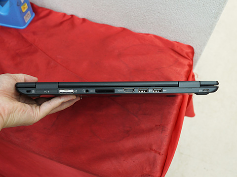 Core i5-1130G7や8GBメモリ搭載のNEC製12.5型ノートPCが29,800円！中古