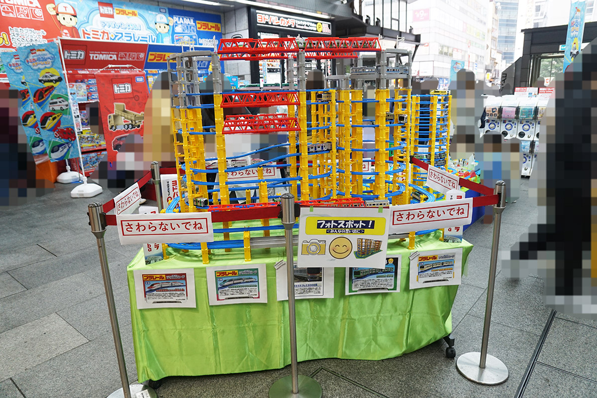 ヨドバシカメラマルチメディアAkiba(10月11日撮影)